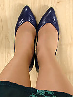 high heels pantyhose secretary 