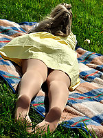 mature pantyhose 
